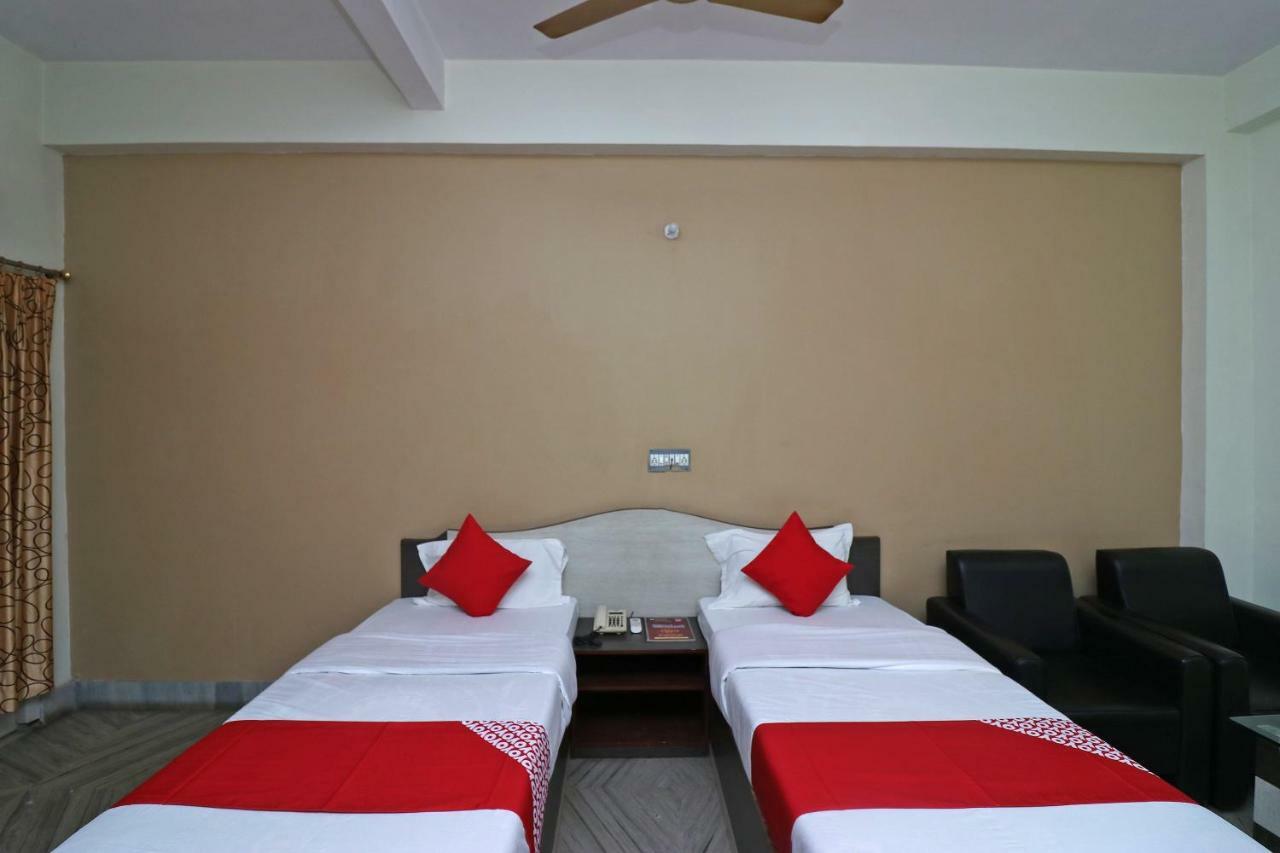 Oyo 37989 Hotel Debarshi Bankura Ngoại thất bức ảnh