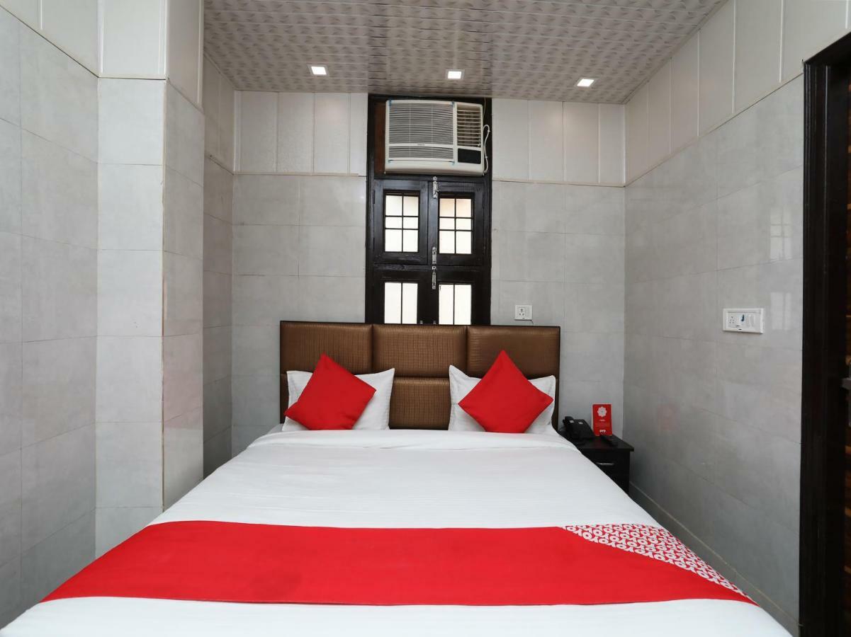 Oyo 37989 Hotel Debarshi Bankura Ngoại thất bức ảnh